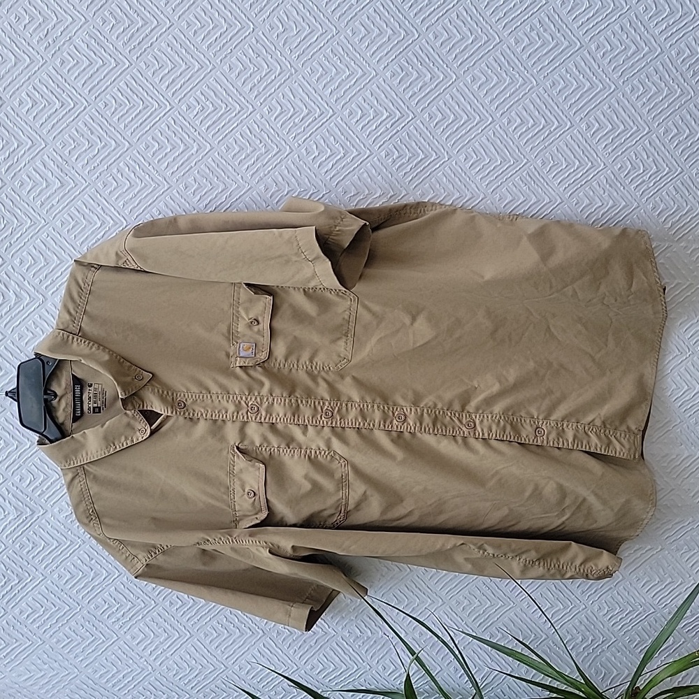 Carhartt Men's Short Sleeve Button-Down Shirt in Khaki